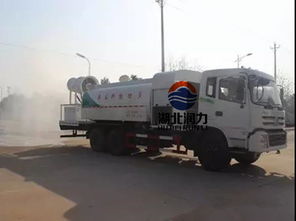新疆东风d913后双桥14.5方多功能抑尘车